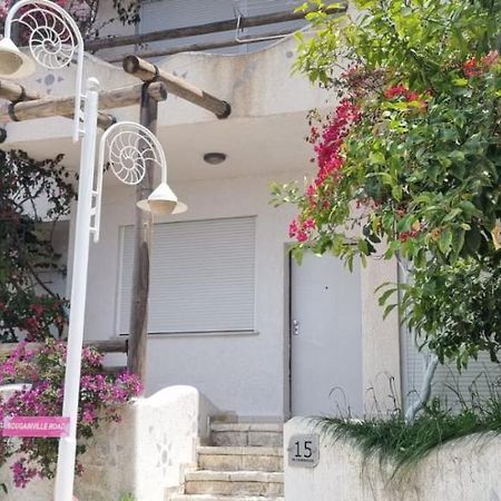Vila 15 Bougainville Sarandë 外观 照片